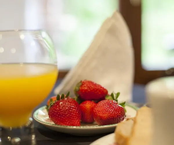 Hotel Casonas De Avellaneda 3*